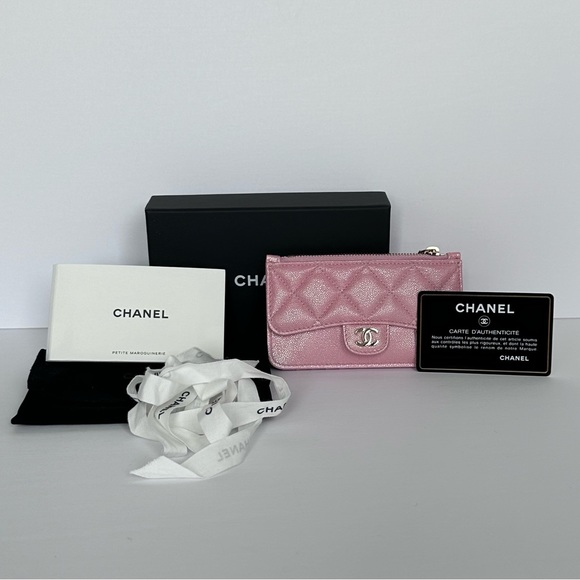 Chanel Iridescent Caviar Quilted Flap Zip Card Holder Pink - Picture 2 of 11